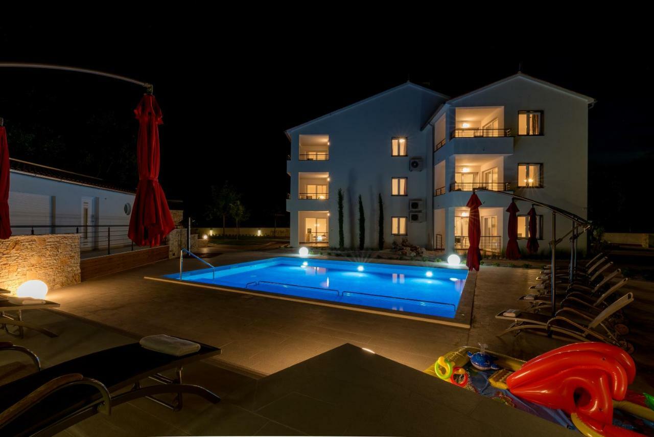 Villa Anja 1St Floor Peroj Extérieur photo