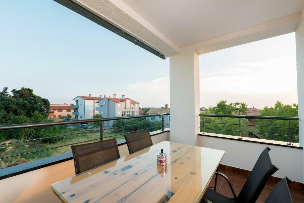 Villa Anja 1St Floor Peroj Extérieur photo