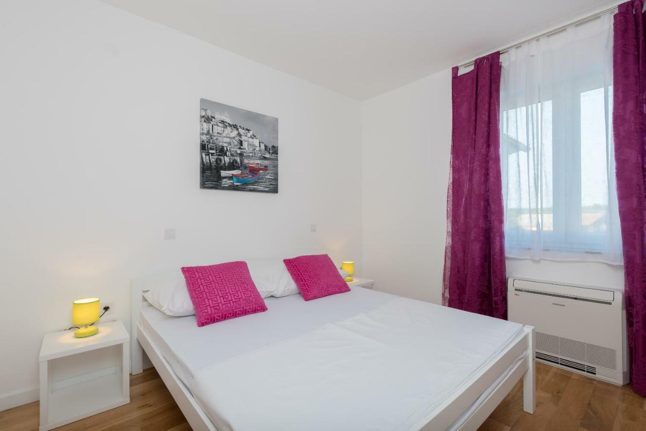 Villa Anja 1St Floor Peroj Extérieur photo