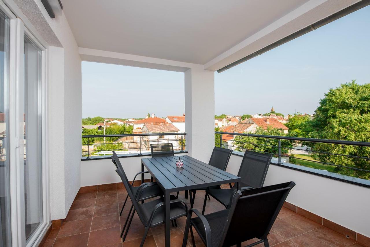 Villa Anja 1St Floor Peroj Extérieur photo